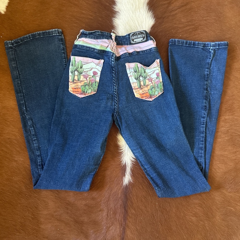 Women's Blue Jeans with Cactus Pocket Design